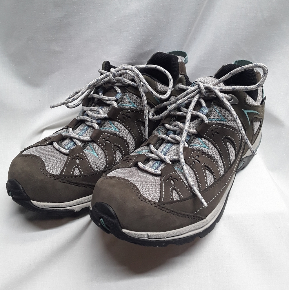 Oboz Hiking Shoes NWOT 😀Size 8.5